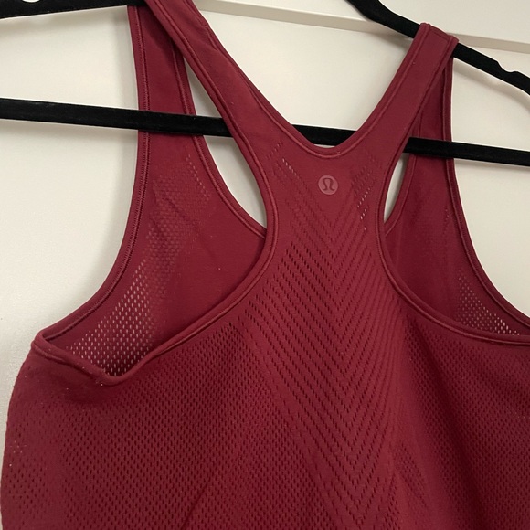 RARE Lululemon Burgundy Red Tank 6 - Picture 3 of 5
